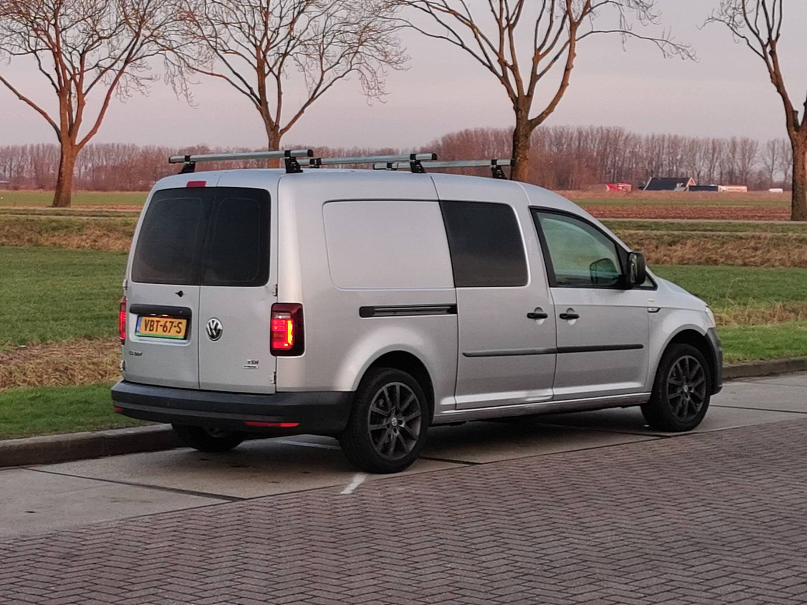 VOLKSWAGEN CADDY - Kleyn Vans