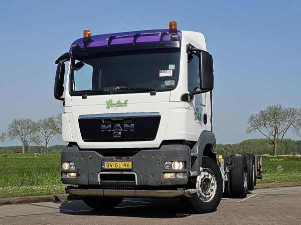 M.A.N. - 26.320 TGS 6X2 STEERAXLE