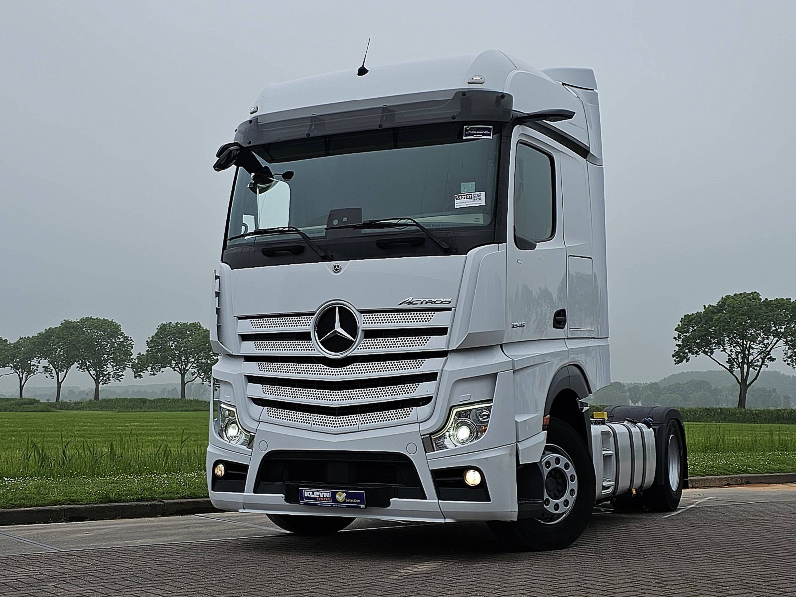 MERCEDES-BENZ - ACTROS 1845 LS