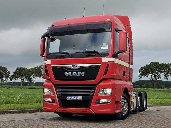 M.A.N. - 26.460 TGX XLX INTARDER 6X2-2