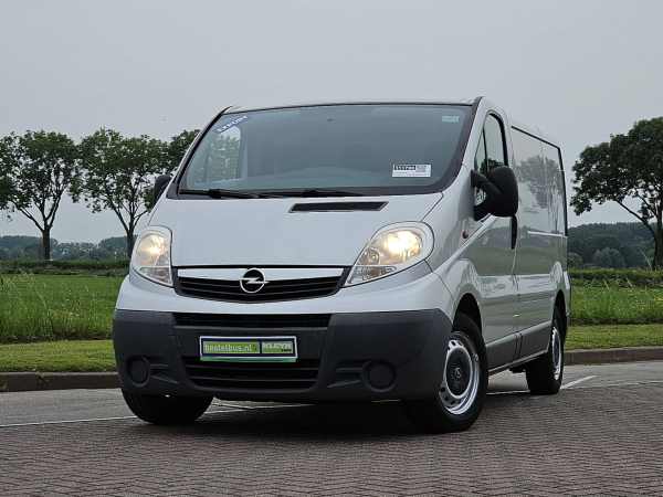 OPEL - VIVARO 2.0