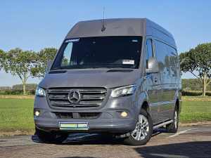 MERCEDES-BENZ - SPRINTER 319