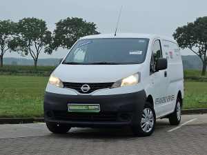 NISSAN - NV 200