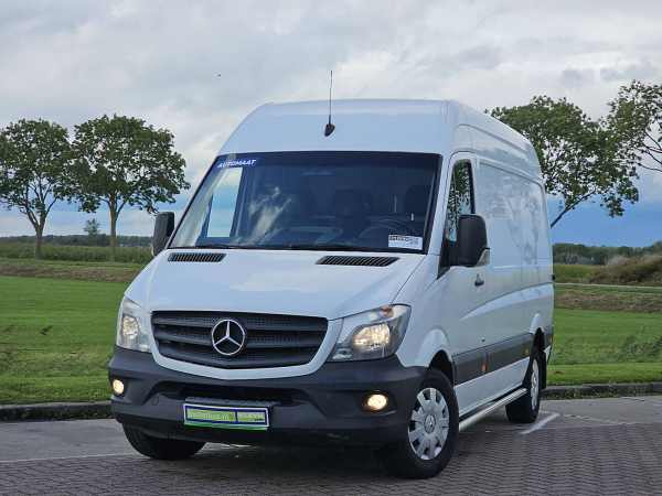 MERCEDES-BENZ - SPRINTER 319