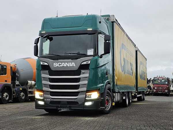 SCANIA - S450 6x2*4