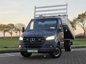 MERCEDES-BENZ - SPRINTER 519