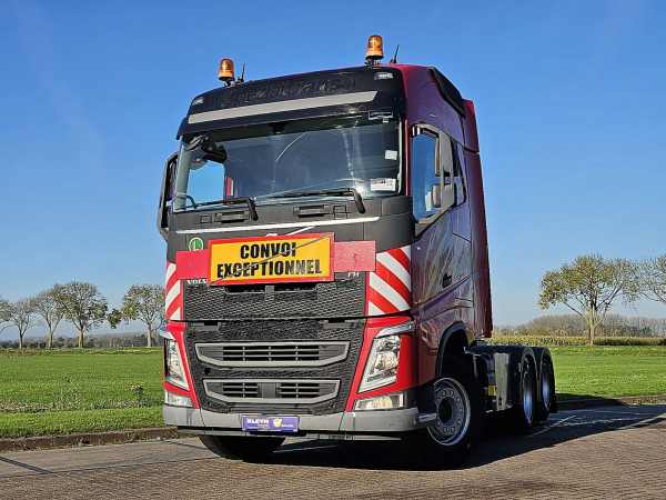 VOLVO - FH 540 6X4 LIFT 120T RETARD