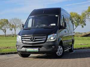 MERCEDES-BENZ - SPRINTER 319