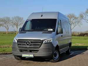 MERCEDES-BENZ - SPRINTER 319