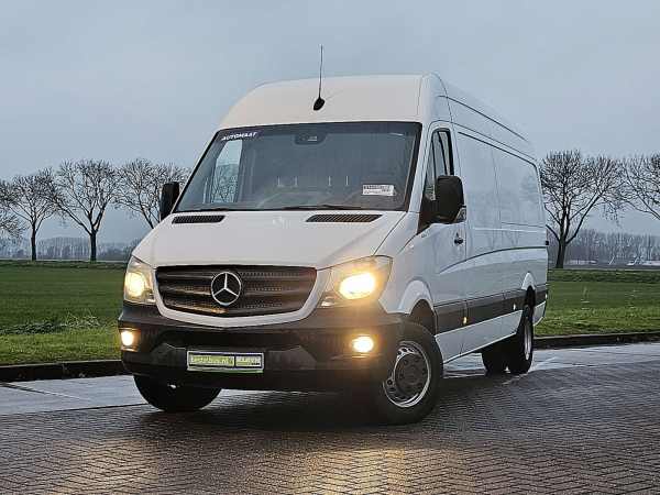 MERCEDES-BENZ - SPRINTER 519