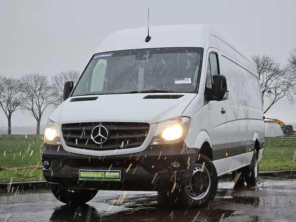 MERCEDES-BENZ - SPRINTER 519