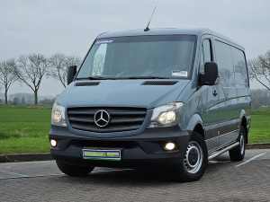 MERCEDES-BENZ - SPRINTER 319