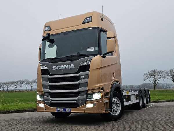 SCANIA - R580 8X4*4 NA V8 LEATHER