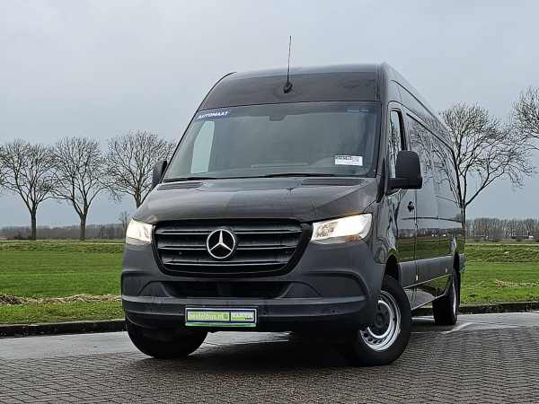 MERCEDES-BENZ - SPRINTER 319