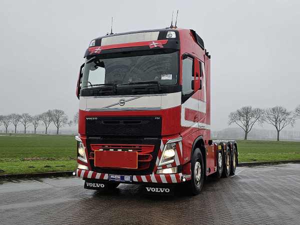 VOLVO - FH 540 8X4 140T EURO 6