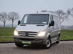 MERCEDES-BENZ - SPRINTER 319