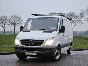 MERCEDES-BENZ - SPRINTER 210