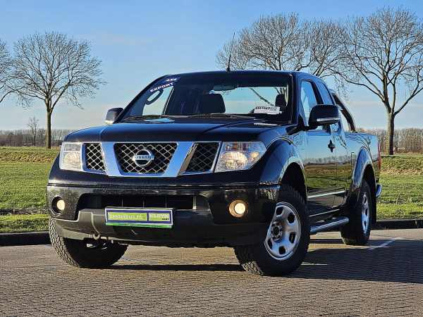 NISSAN - NAVARA 2.5