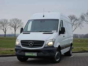 MERCEDES-BENZ - SPRINTER 519