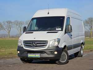 MERCEDES-BENZ - SPRINTER 519