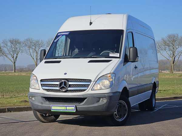 MERCEDES-BENZ - SPRINTER 519