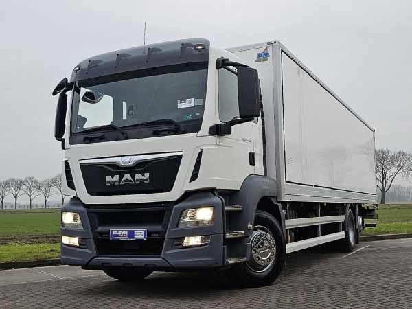 M.A.N. - 26.420 TGS 6X2-4 BL 2.5T LIFT