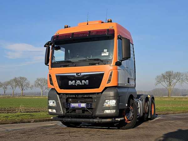 M.A.N. - 26.500 TGX XLX 6X2/4 INTARDER