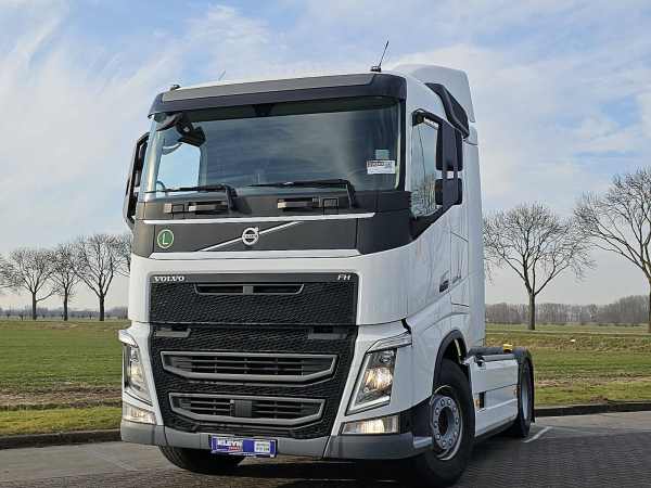 VOLVO - FH 460 LOW ROOF SKIRTS