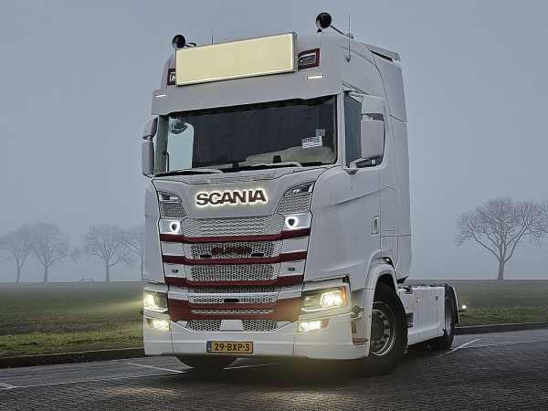 SCANIA - S500