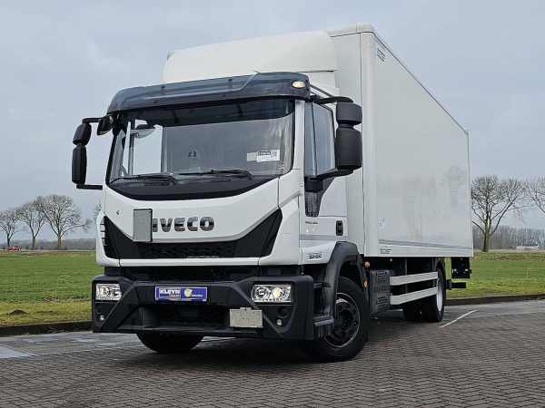 IVECO - 120E25 EUROCARGO AIRCO 3 SEATS 102TKM