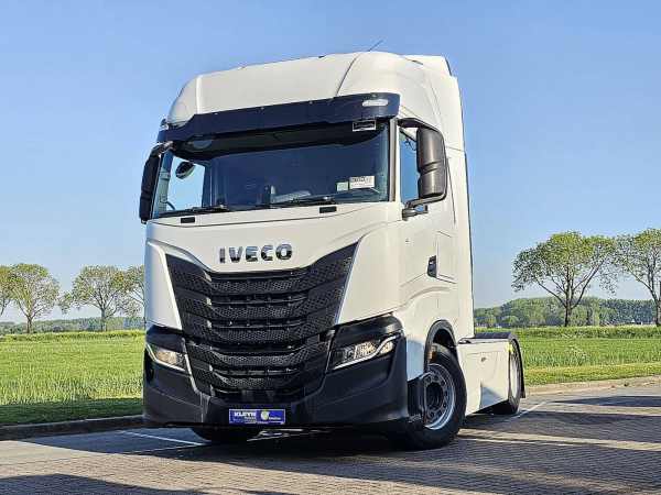 IVECO - S-WAY AS440S48