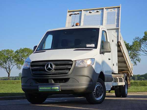 MERCEDES-BENZ - SPRINTER 519