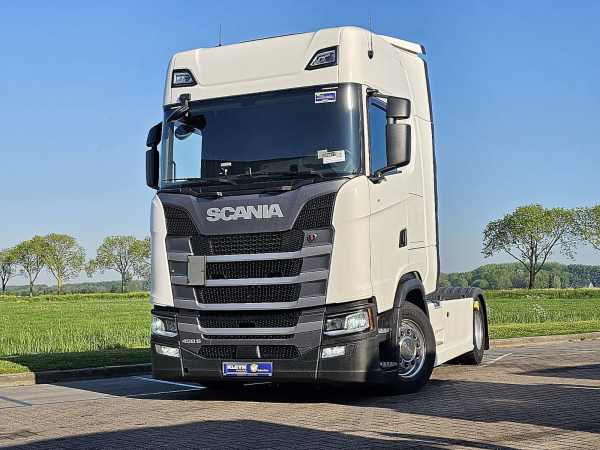 SCANIA - S450