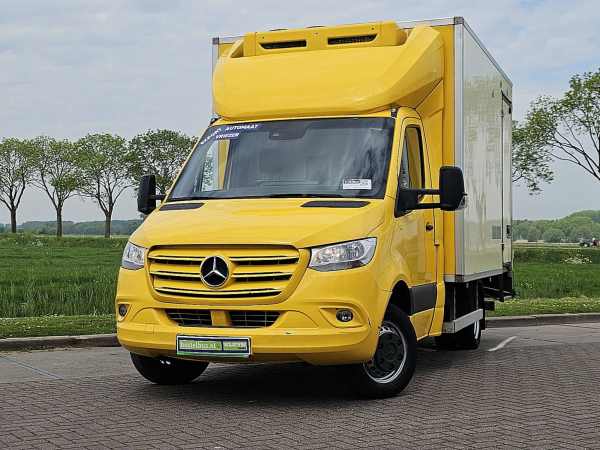 MERCEDES-BENZ - SPRINTER 516