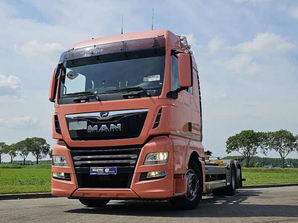 M.A.N. - 26.470 TGX