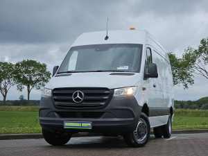 MERCEDES-BENZ - SPRINTER 516