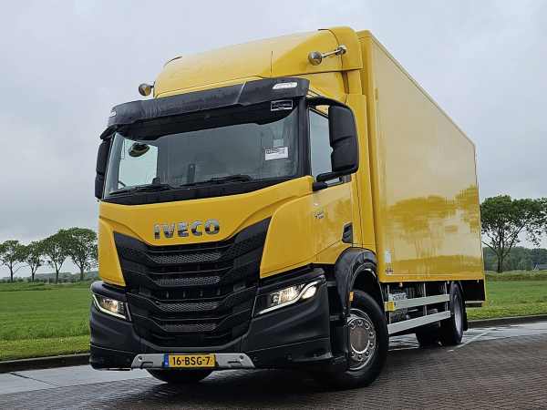 IVECO - S-WAY AD190S33