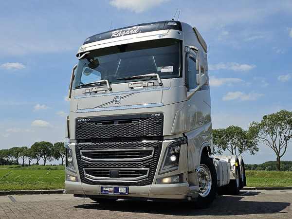 VOLVO - FH 750