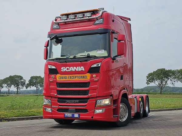 SCANIA - S500