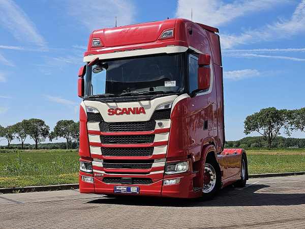 SCANIA - S540