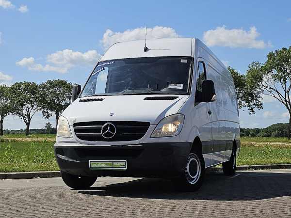 MERCEDES-BENZ - SPRINTER 311