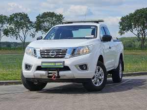 NISSAN - NAVARA
