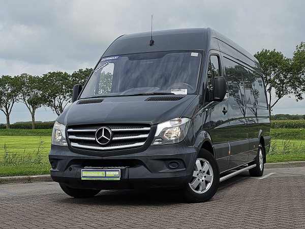 MERCEDES-BENZ - SPRINTER 319
