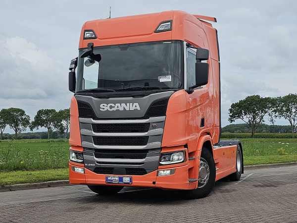 SCANIA - R450