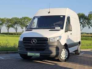 MERCEDES-BENZ - SPRINTER 214