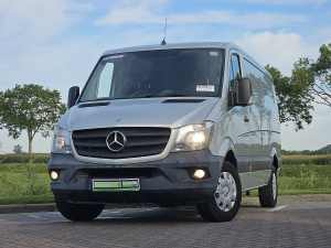 MERCEDES-BENZ - SPRINTER 319