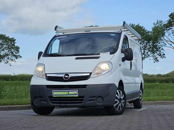 OPEL - VIVARO