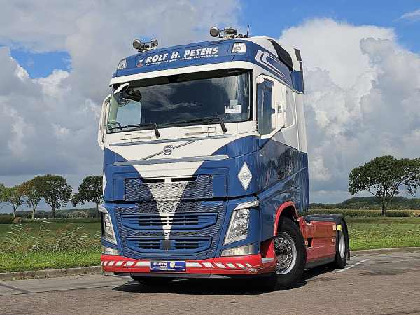VOLVO - FH 500 SKIRTS 2X TANK VEB+