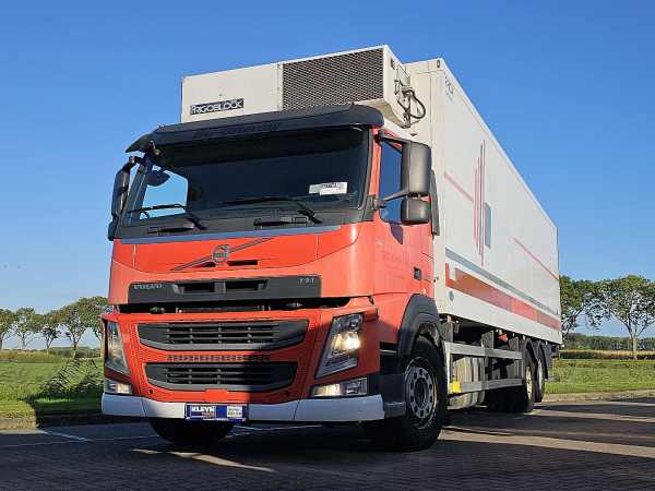 VOLVO - FM 330 6X2 FRIGOBL. LIFT