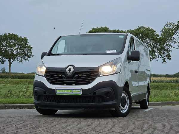 RENAULT - TRAFIC